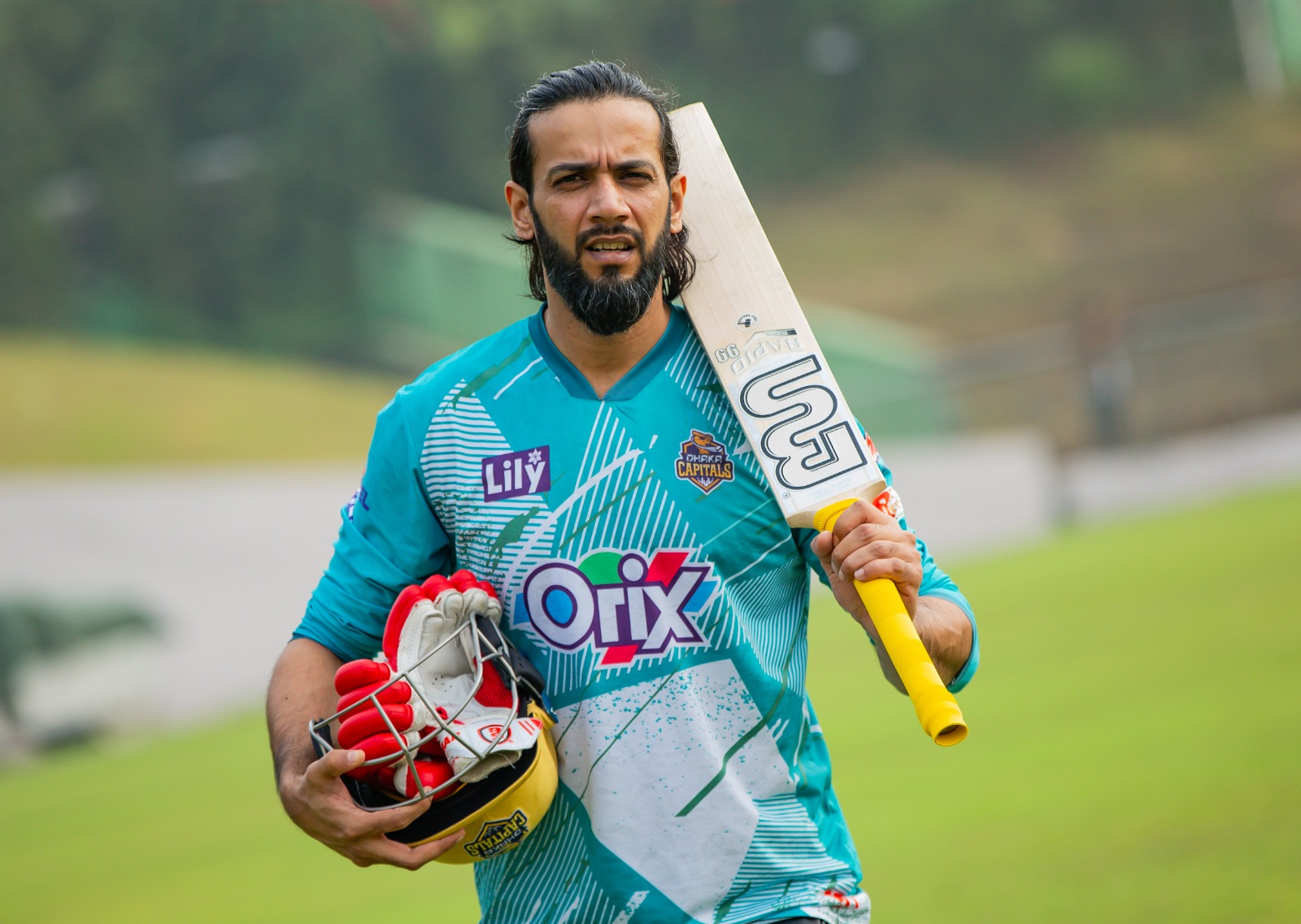 ঢাকার অনুশীলনে ইমাদ ওয়াসিম