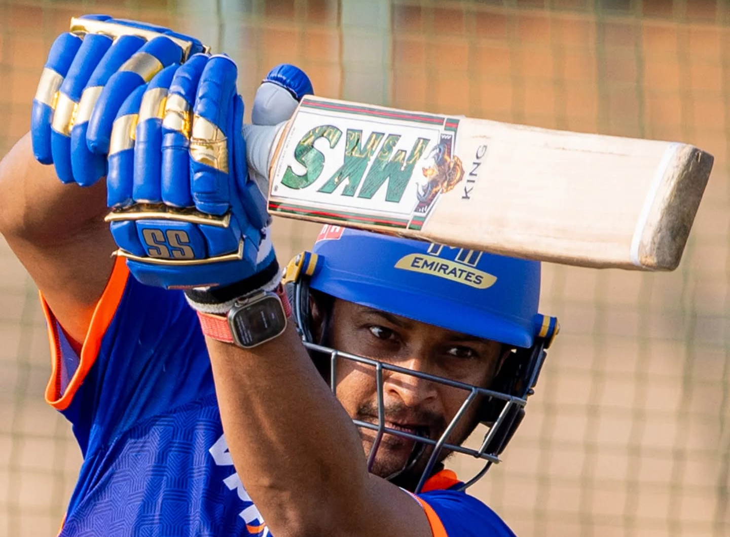 ব্যাট হাতে ব্যর্থ সাকিব, এমিরেটসের সংগ্রহ ১৮৫