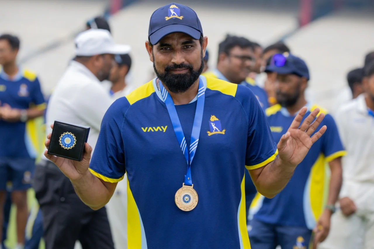 ‘শামি কোথায়, শামি কেন খেলছে না’