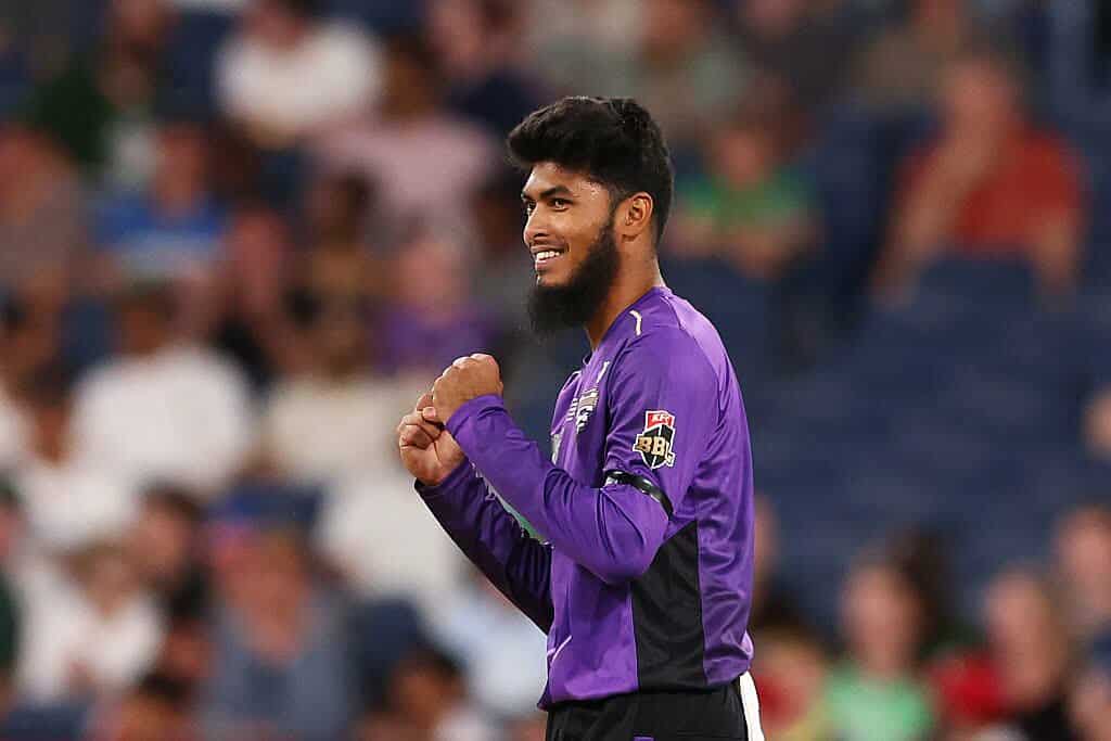 Rishad’s Hurricanes beat Renegades in BBL