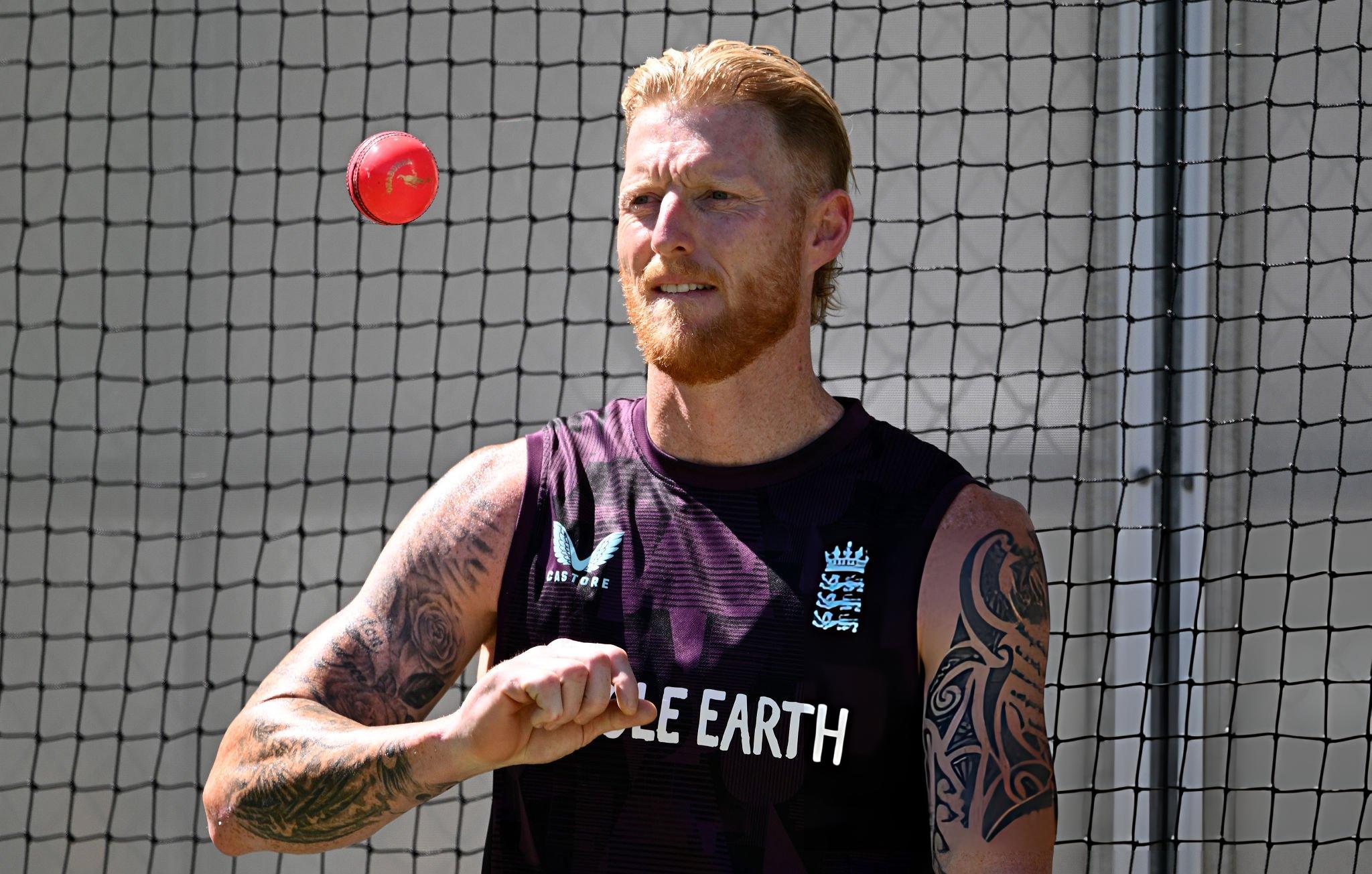 ক্ষমা চাইলেন স্টোকস