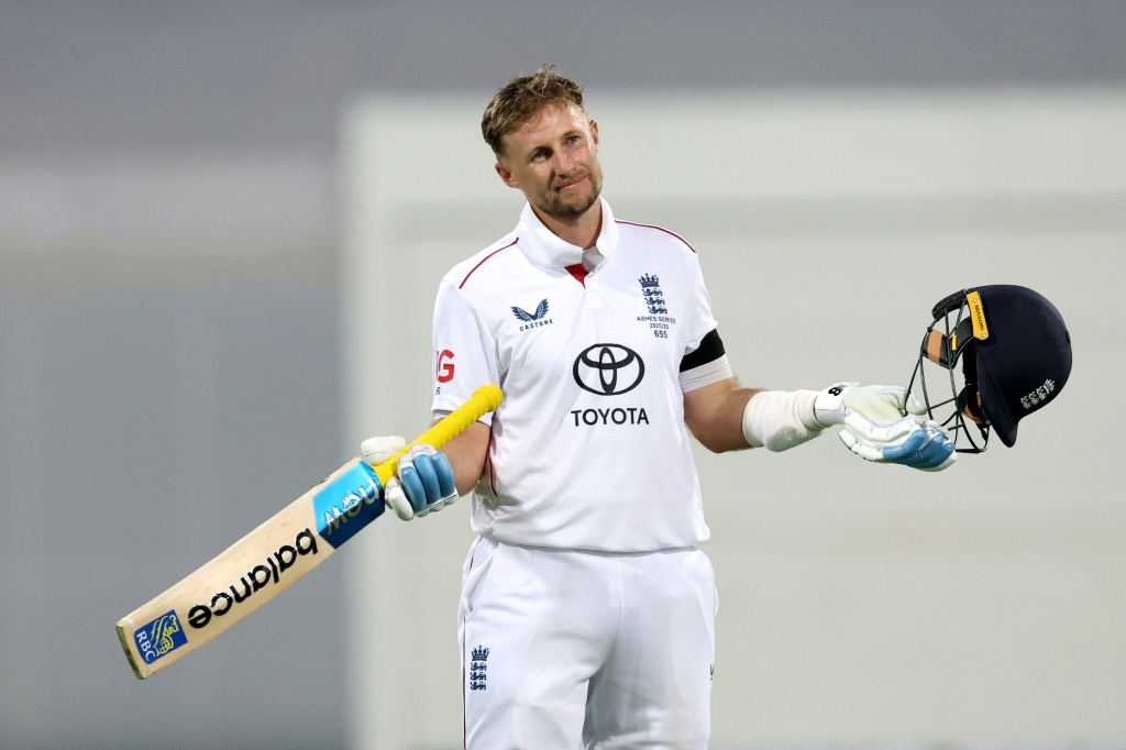 Joe Root: England great conquers final frontier with Ashes ton