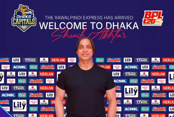 Dhaka’s Shoaib Akhtar arrives in the capital