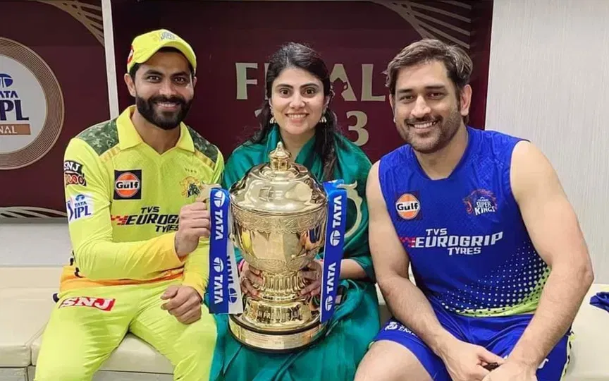 বিদেশ সফরে ভারতের ক্রিকেটাররা বাজে অভ্যাসে জড়ান, দাবি জাদেজার স্ত্রীর