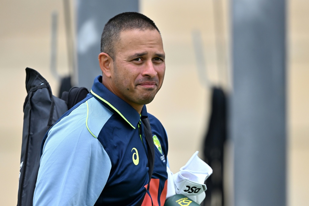 Australia opener Khawaja out of second Ashes Test with injury