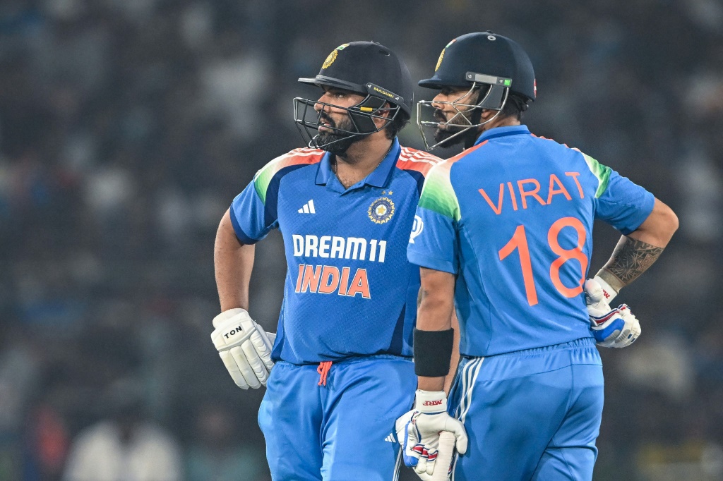 India's Virat Kohli (R) and Rohit Sharma are facing growing questions over their futures, AFP