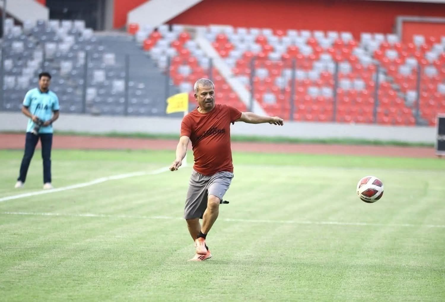 Bangladesh’s sports adviser Asif Nazrul plays Football
