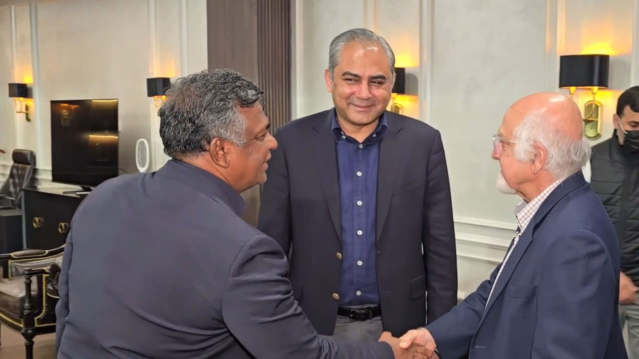 মহসিন নাকভির সঙ্গে আমিনুল ইসলাম বুলবুল