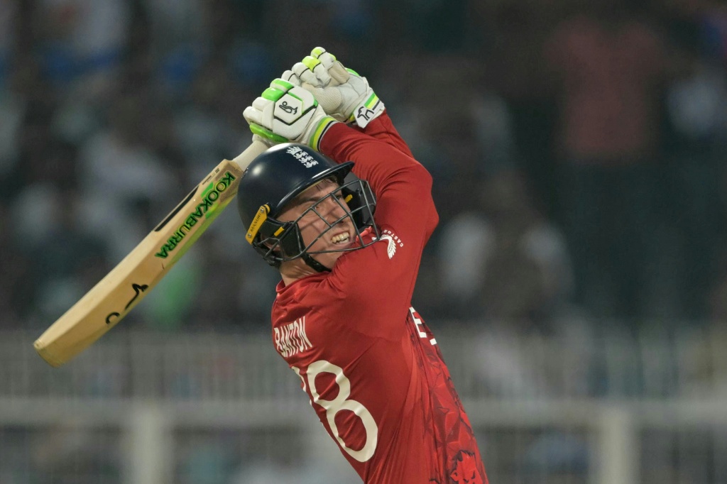 Banton powers England to victory over Scotland at T20 World Cup