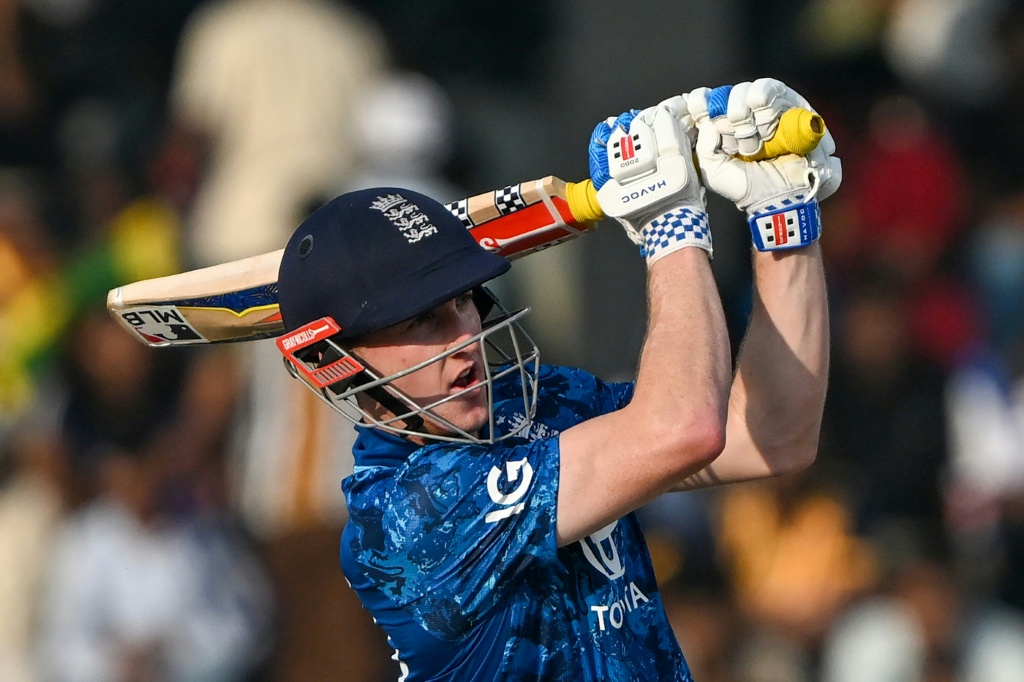 England and Brook seek redemption at T20 World Cup
