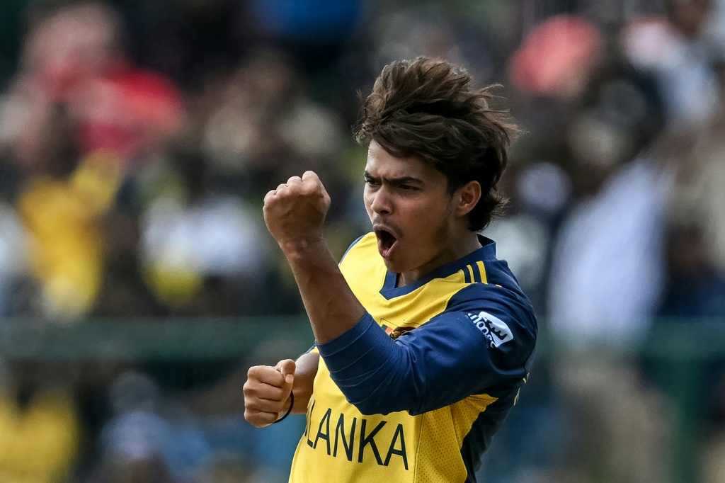 Harry Brooks hits a ton