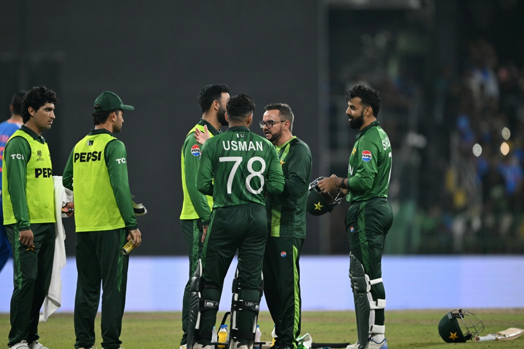 Pakistan coach says dressing room hurting after India capitulation