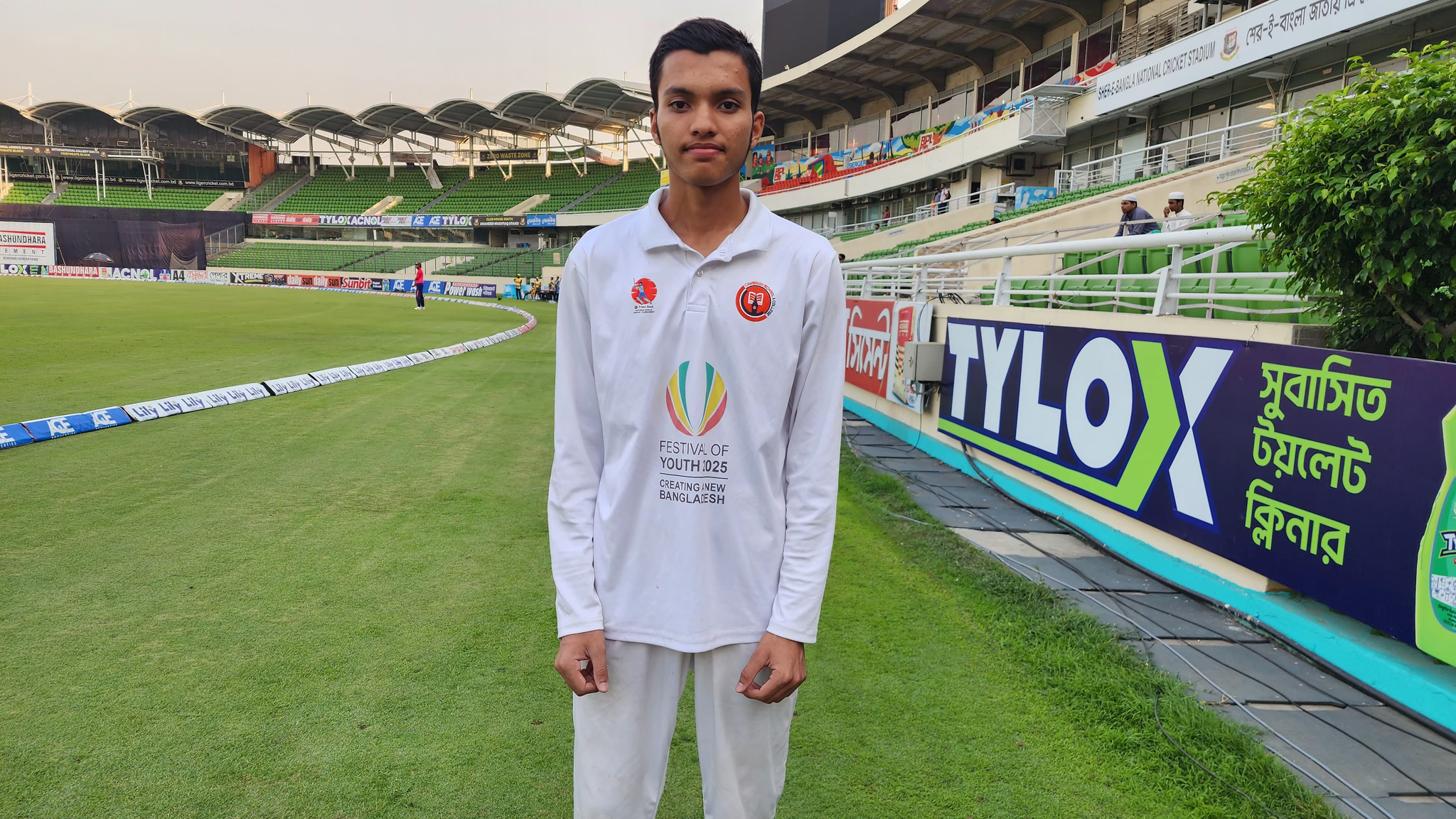 Mustakim Howlader smashes record 404*