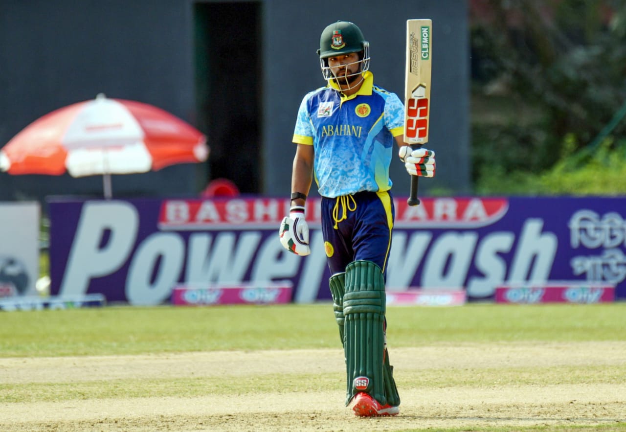 Abahani Limited's Najmul Hossain Shanto hits a ton, Cricfrenzy