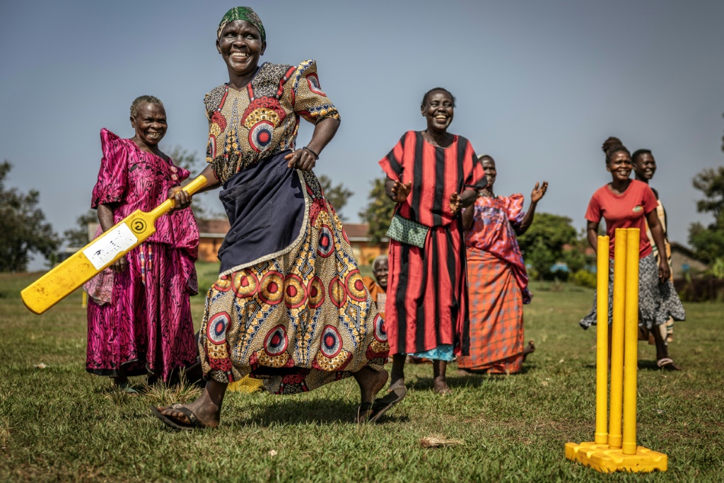 From bats to bonds: Uganda's 'cricket grannies'