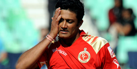 বেঙ্গালুরুর জার্সিতে অনিল কুম্বলে