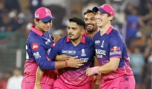 ‘দেশপান্ডের ওপর ভরসা রেখে বড় ঝুঁকি নিয়েছে পরাগ’