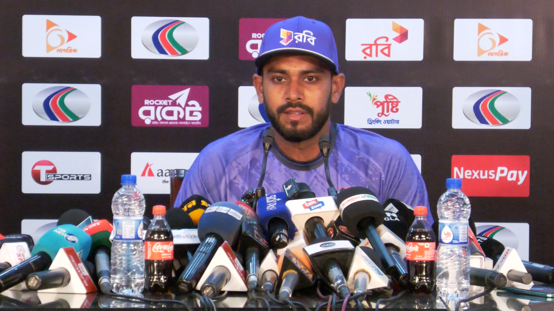 নড়বড়ে অবস্থায় নয়, আত্মবিশ্বাসী হয়ে বিশ্বকাপে যেতে চান মিরাজ