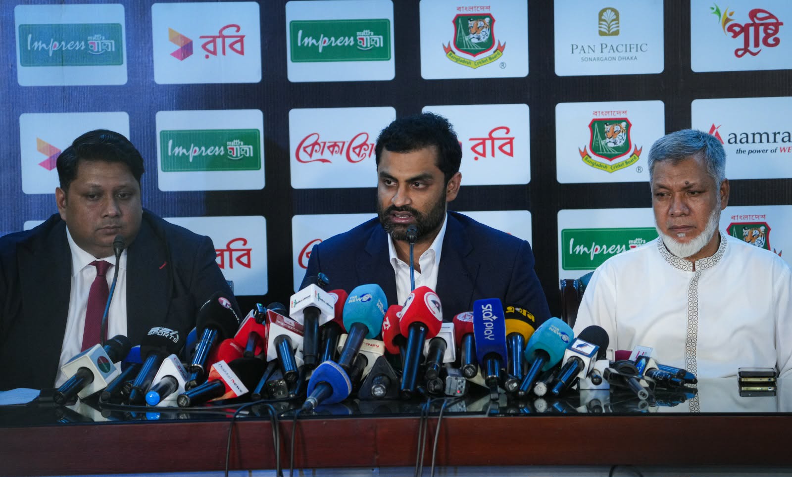 এডহক কমিটির কে পেলেন কোন কমিটির দায়িত্ব