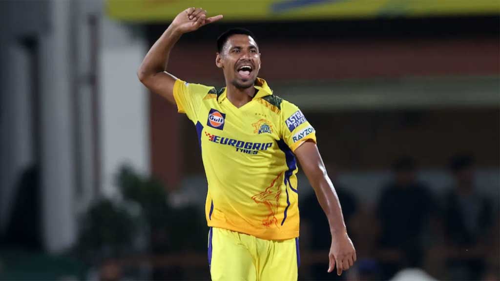 মুস্তাফিজকে নিয়ে মুখ খুললেন আইপিএল চেয়ারম্যান