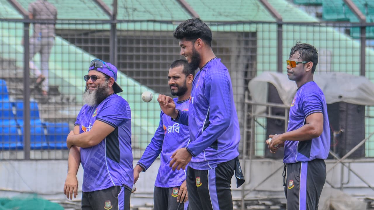 Mushtaq working closely on Rishad’s googly