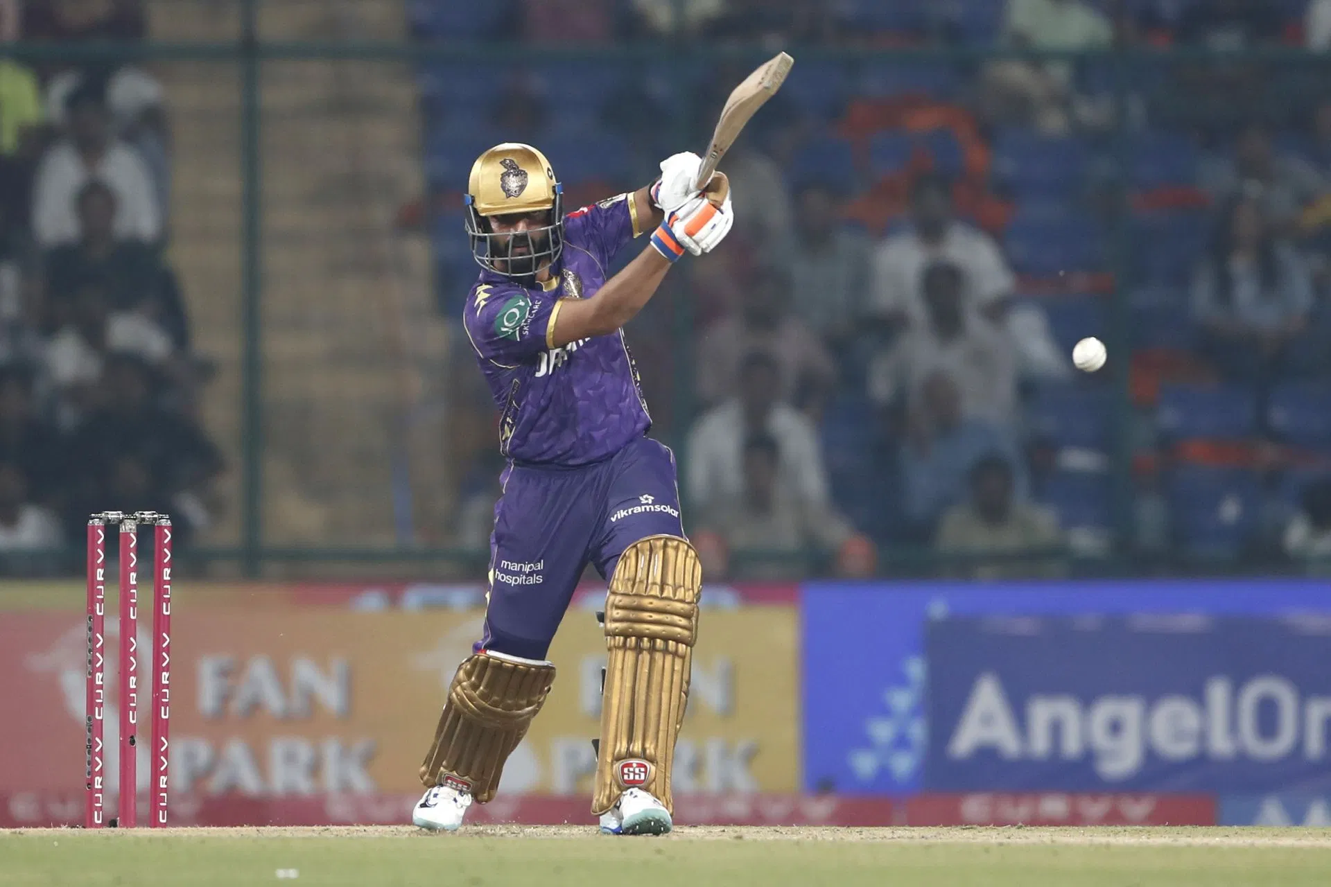 ‘সমালোচনার জবাব দিলে সমালোচকদেরই জয় হয়’, রাহানের উদ্দেশে শেবাগ