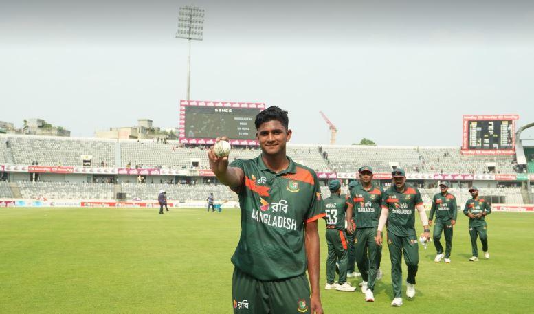 নাহিদের ৫ উইকেট, শান্ত-তানজিদে সিরিজে ফিরল বাংলাদেশ