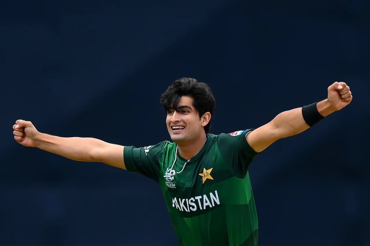 ২ বছরের জন্য নিষিদ্ধ হতেন নাসিম, বাঁচালেন নাকভি