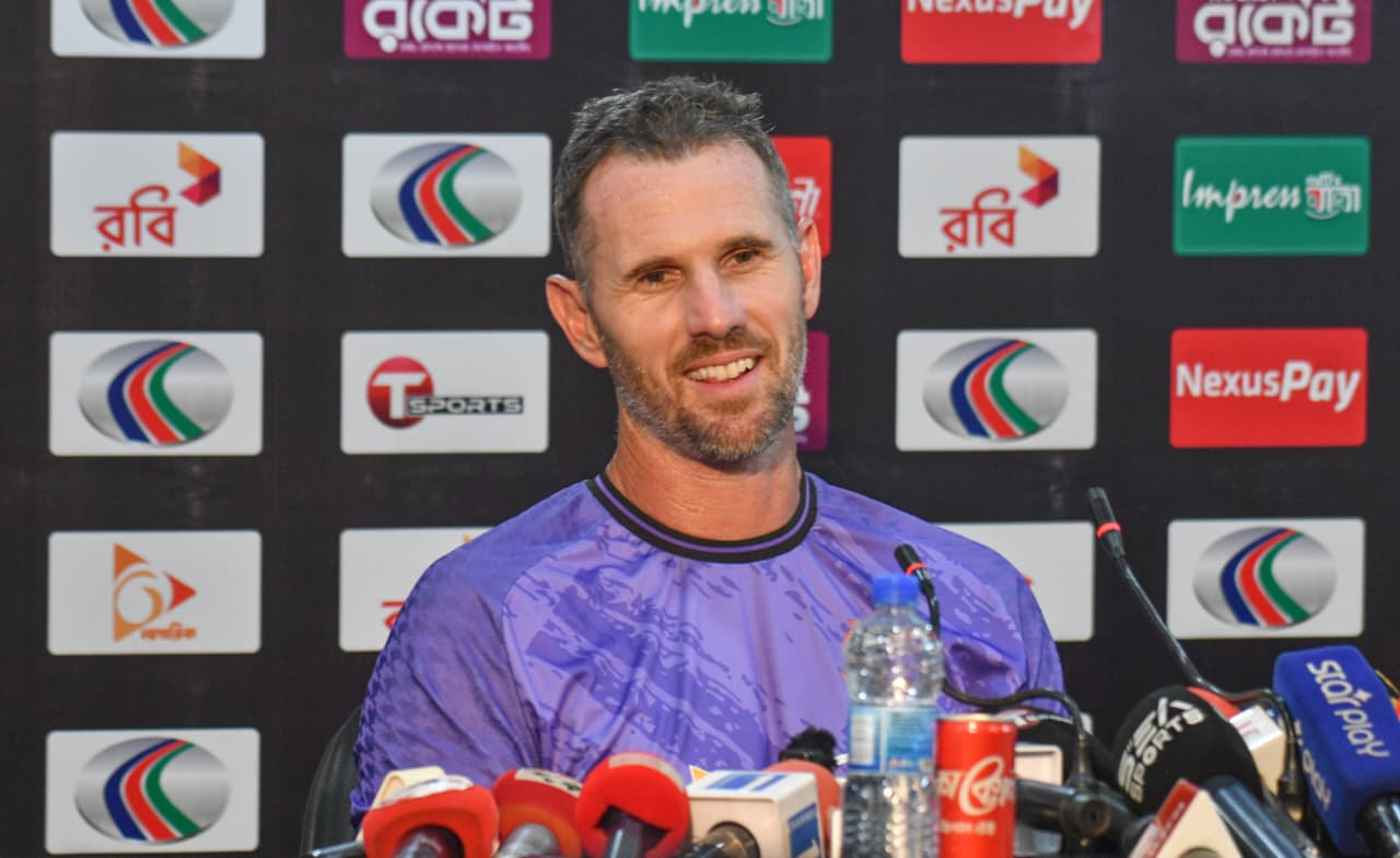 তৃতীয় ওয়ানডের আগে সংবাদ সম্মেলনে শন টেইট; তানভির হোসেন/ক্রিকফ্রেঞ্জি