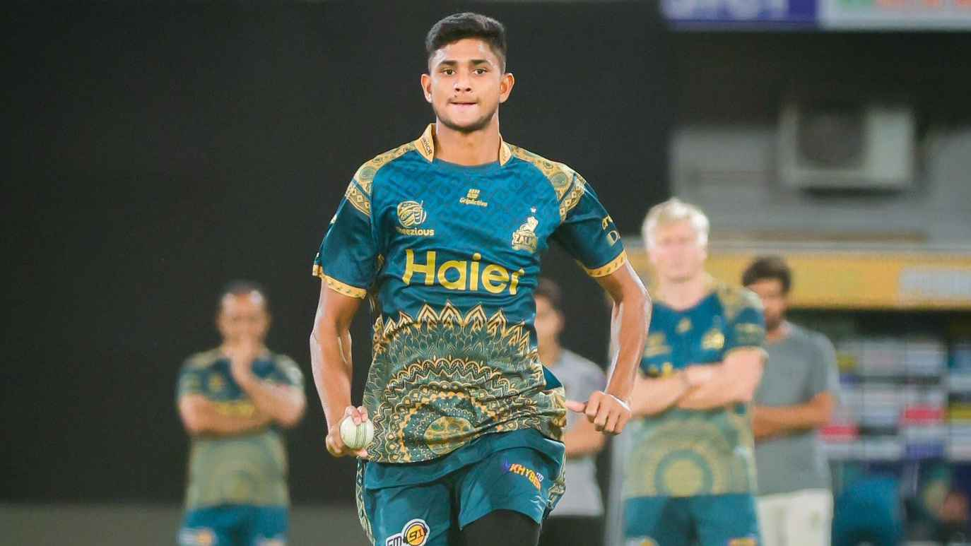 নাহিদের ৩ উইকেট, পেশোয়ারের বিশাল জয়