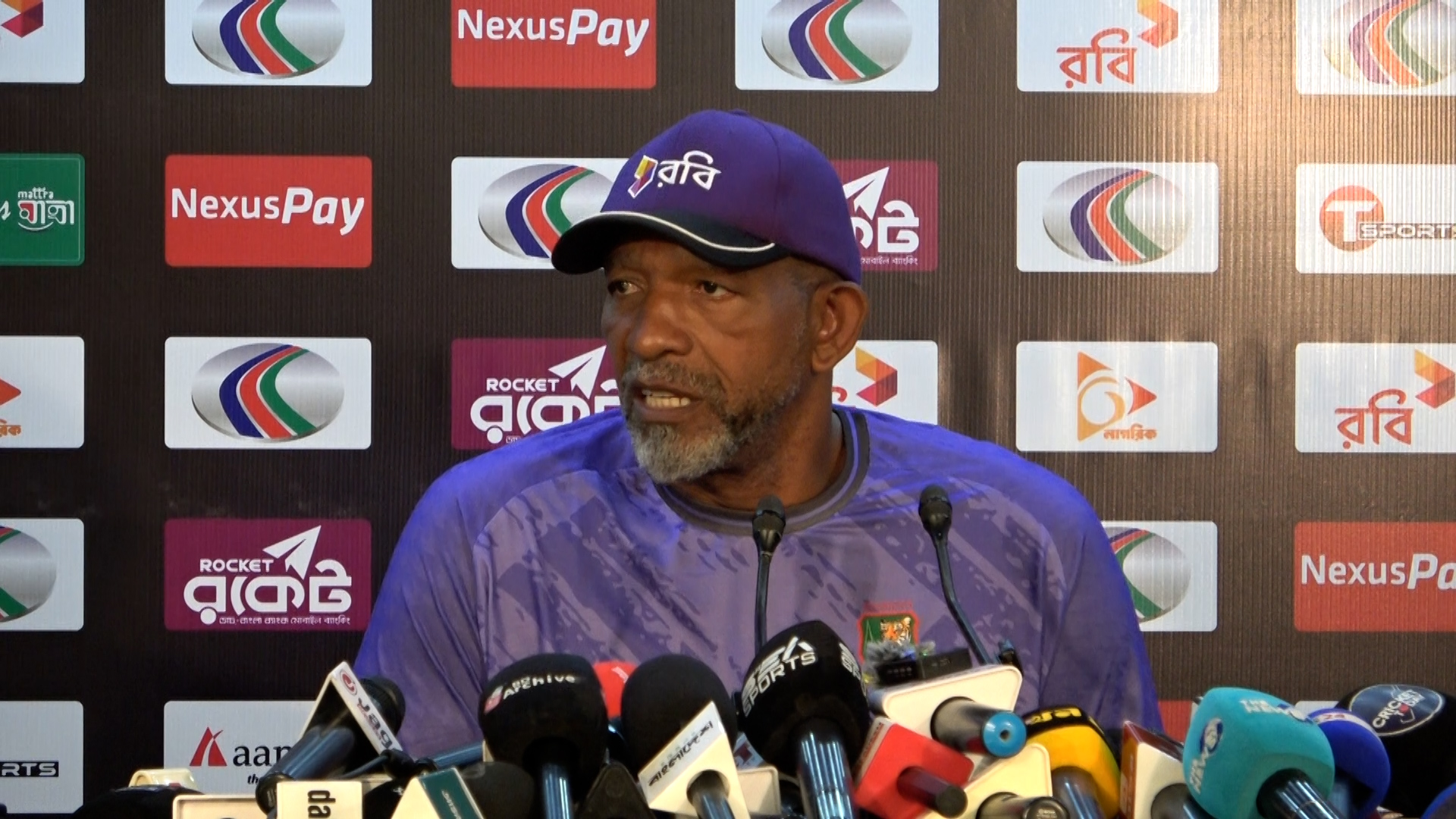 Simmons rejects ‘second-string’ tag for New Zealand ahead of Bangladesh series