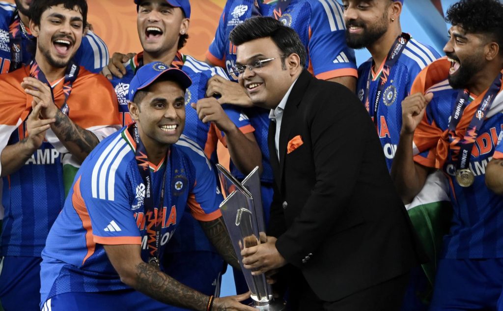 আইসিসি চেয়ারম্যান জয় শাহর সঙ্গে ভারতীয় দল