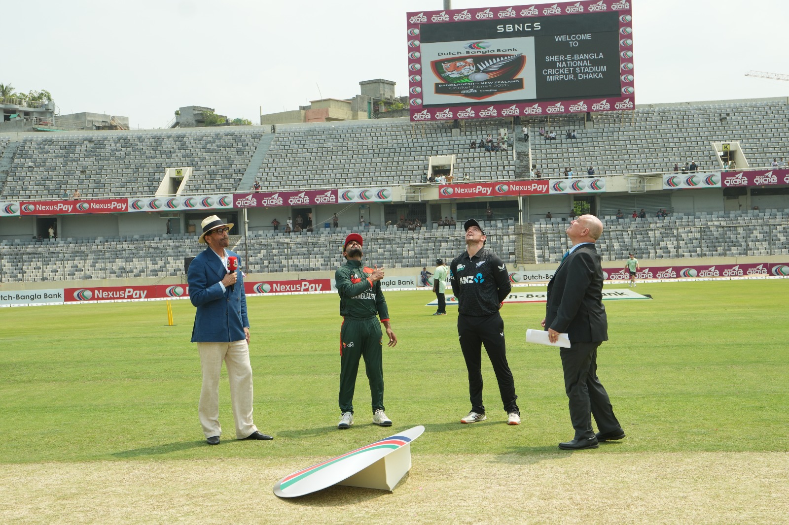 Bangladesh to field again as Latham wins toss