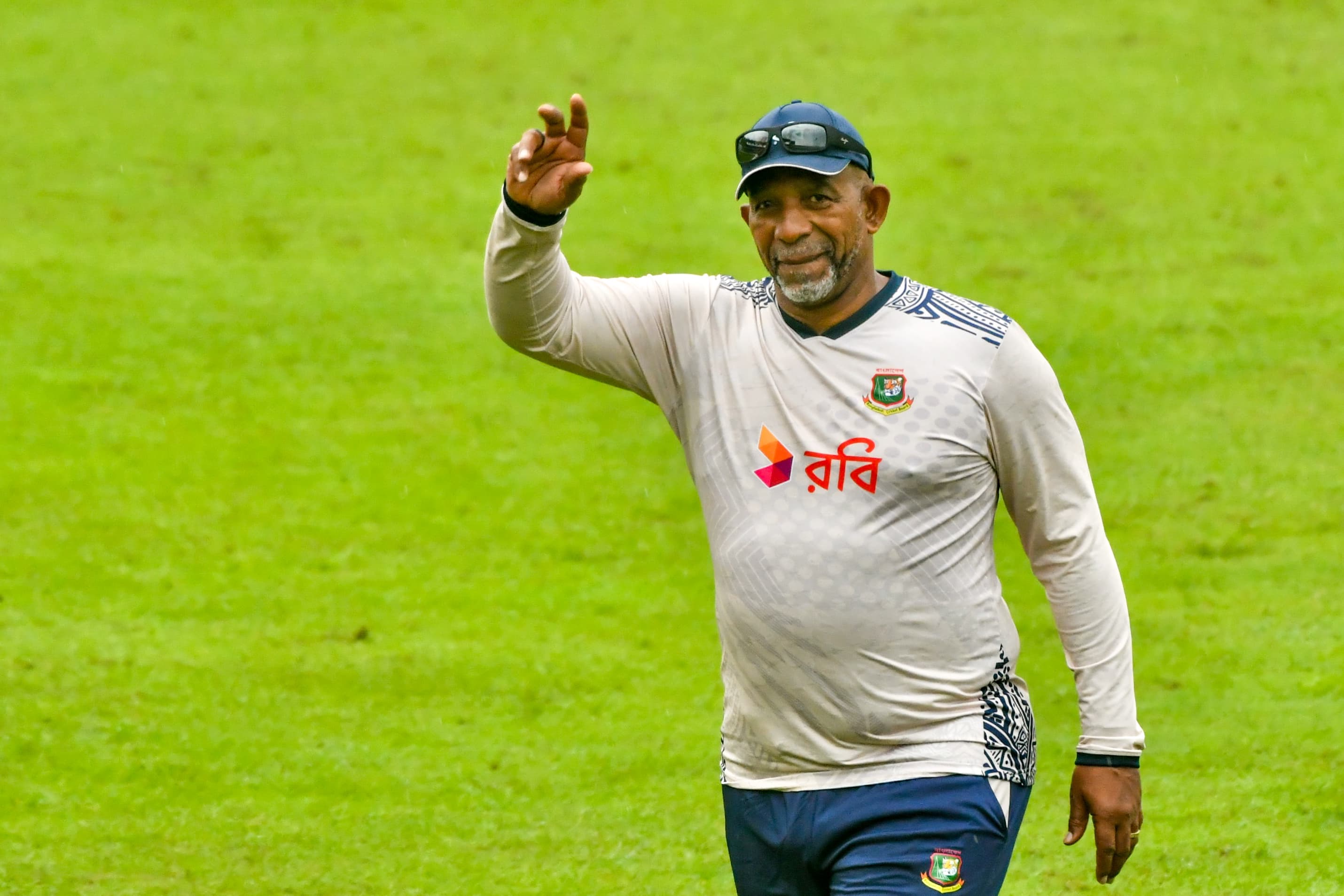 ‘এ’ দলের ম্যাচ দেখটে সিলেটে ছুটে গেলেন ফিল সিমন্স, ক্রিকফ্রেঞ্জি