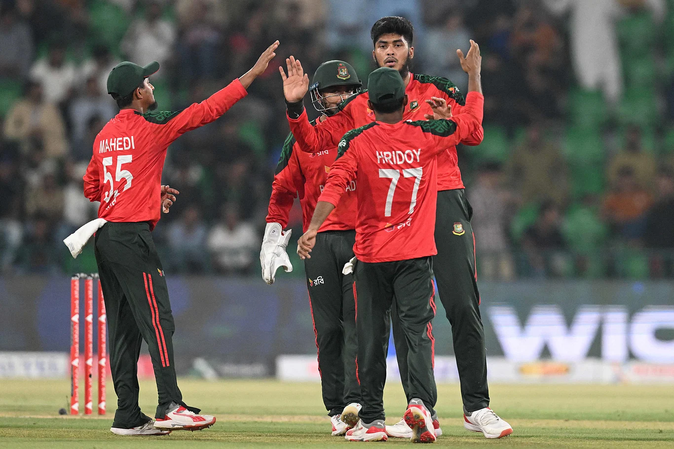 ওয়ানডের পর টি-টোয়েন্টিতেও ১০ নম্বরে নামল বাংলাদেশ, ফাইল ফটো