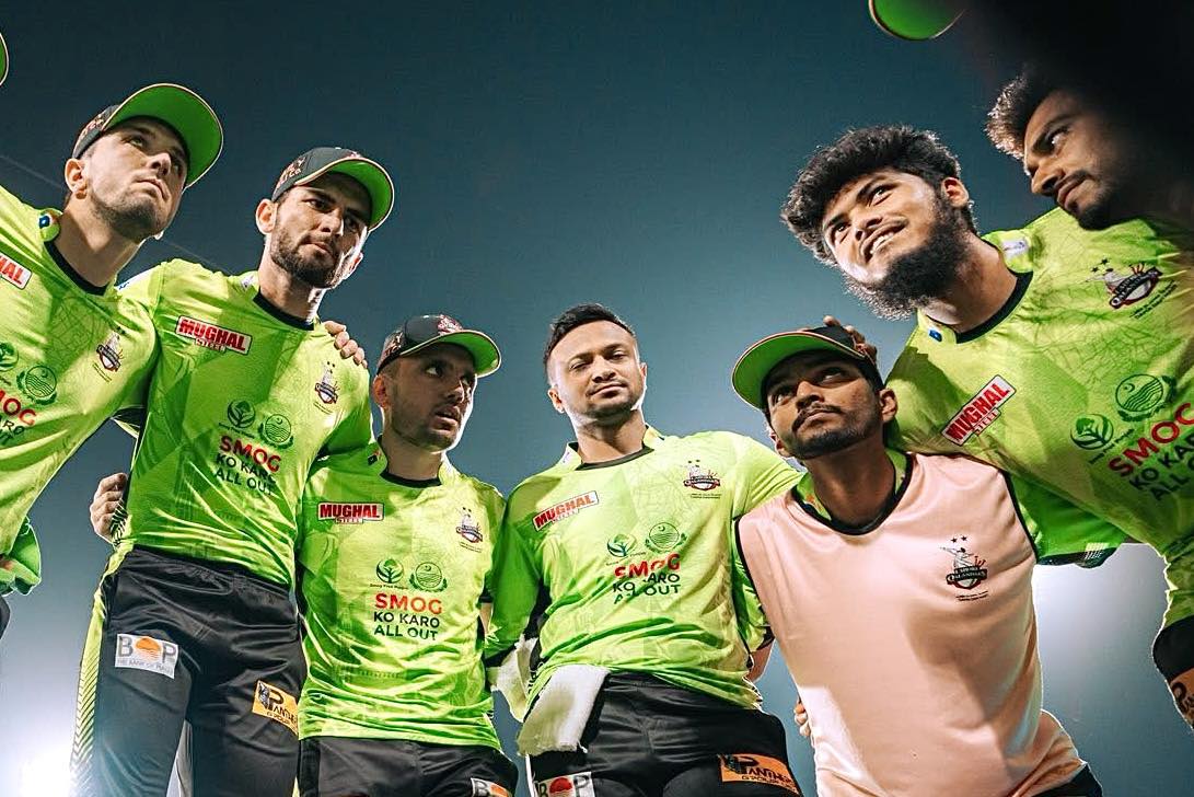 Shakib Al Hasan with his team Lahore Qalandars