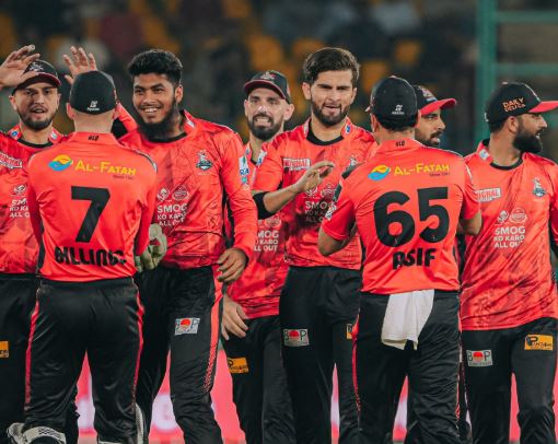 পিএসএলে ৪ ম্যাচে ৮ উইকেট নিয়েছেন রিশাদ হোসেন, লাহোর কালান্দার্স