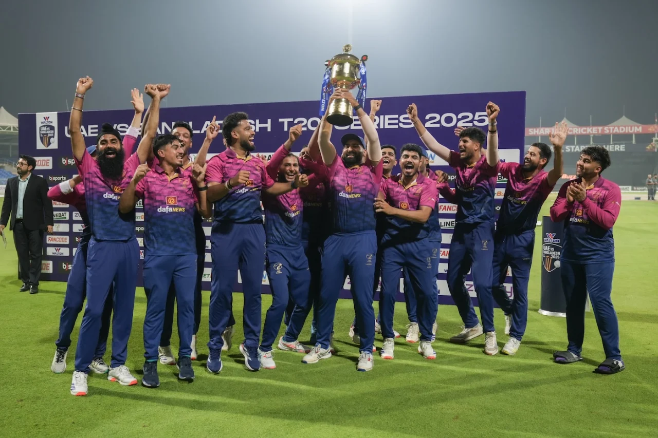 সিরিজ জিতে উল্লাসে মত্ত আমিরাতের ক্রিকেটাররা, ফাইল ফটো