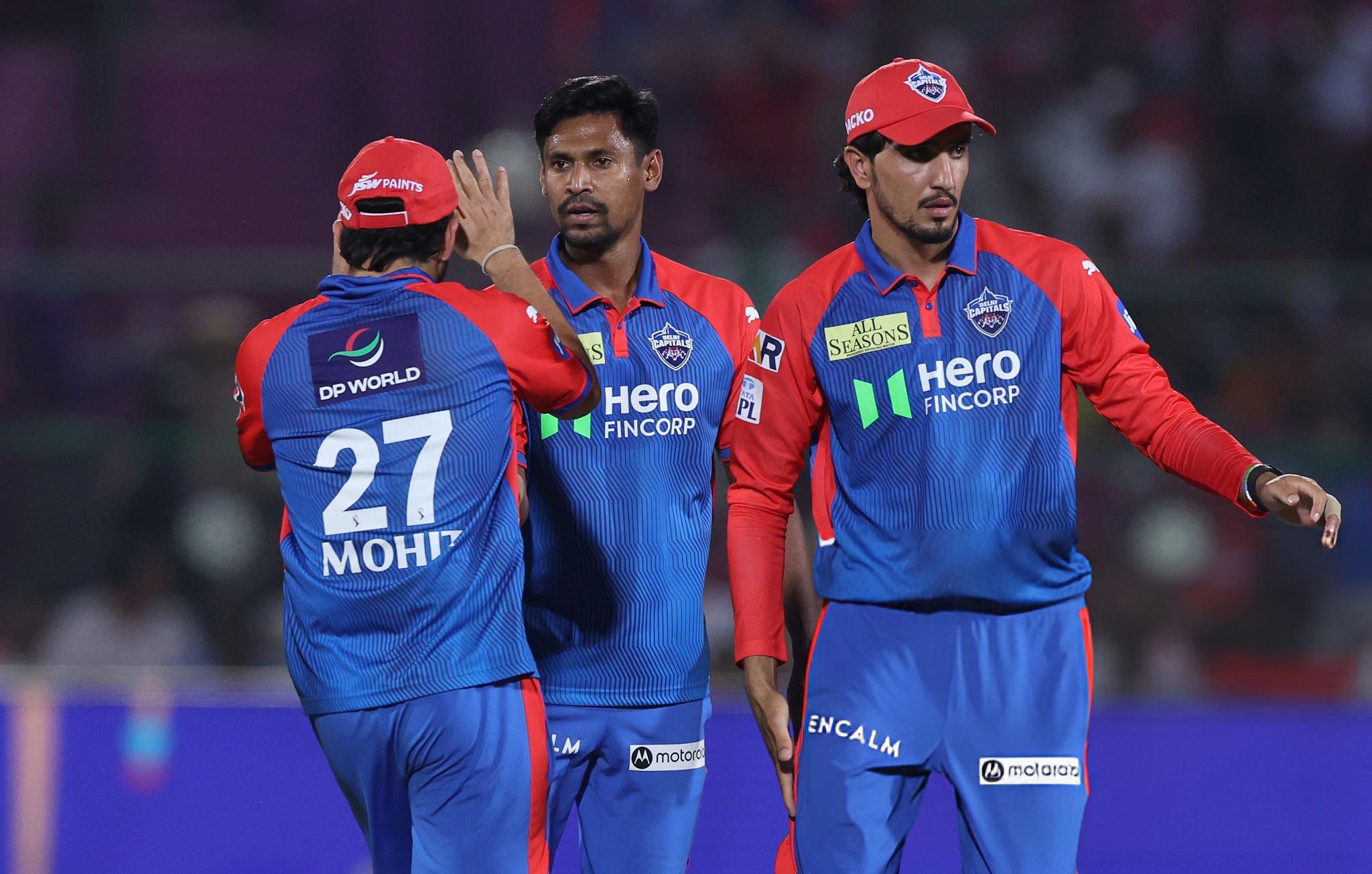 উইকেট নেয়ার পর মুস্তাফিজুর রহমান