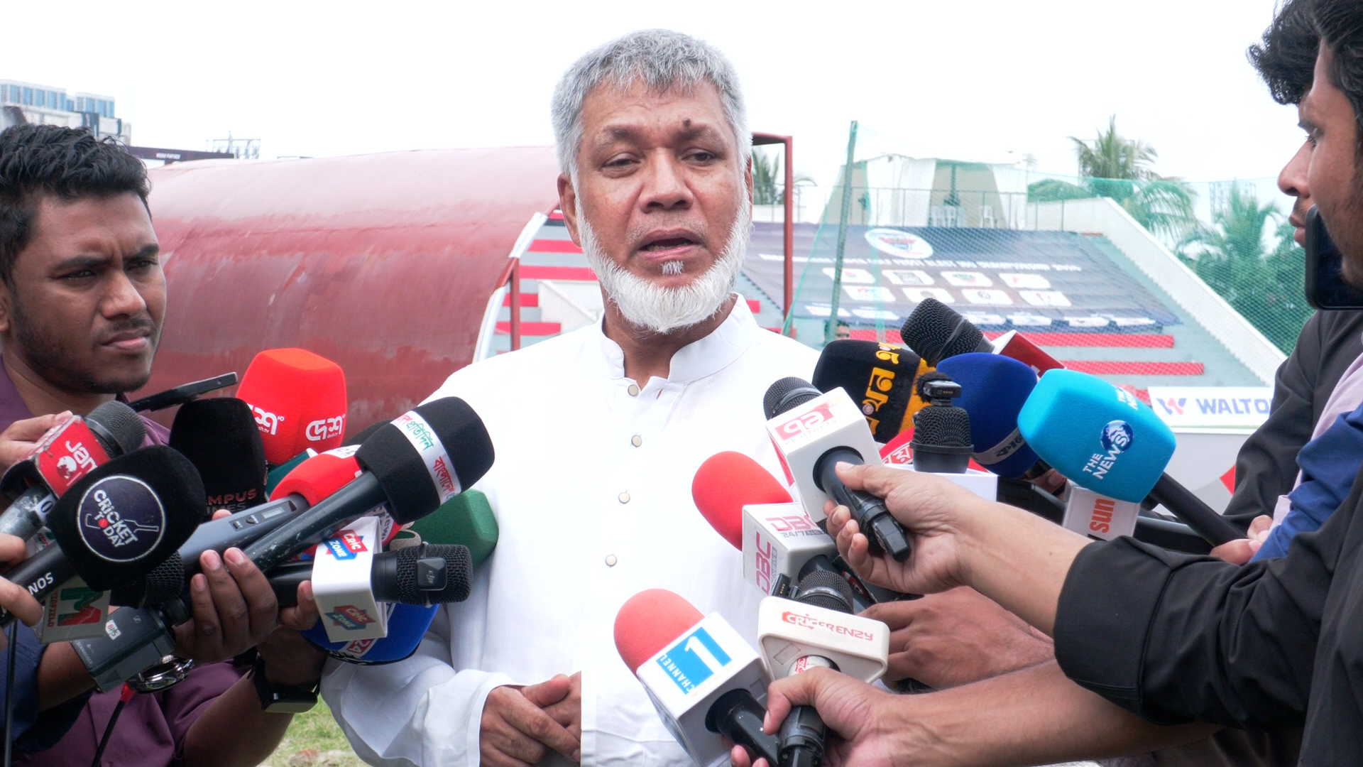 রফিকুল ইসলাম বাবু, ক্রিকফ্রেঞ্জি