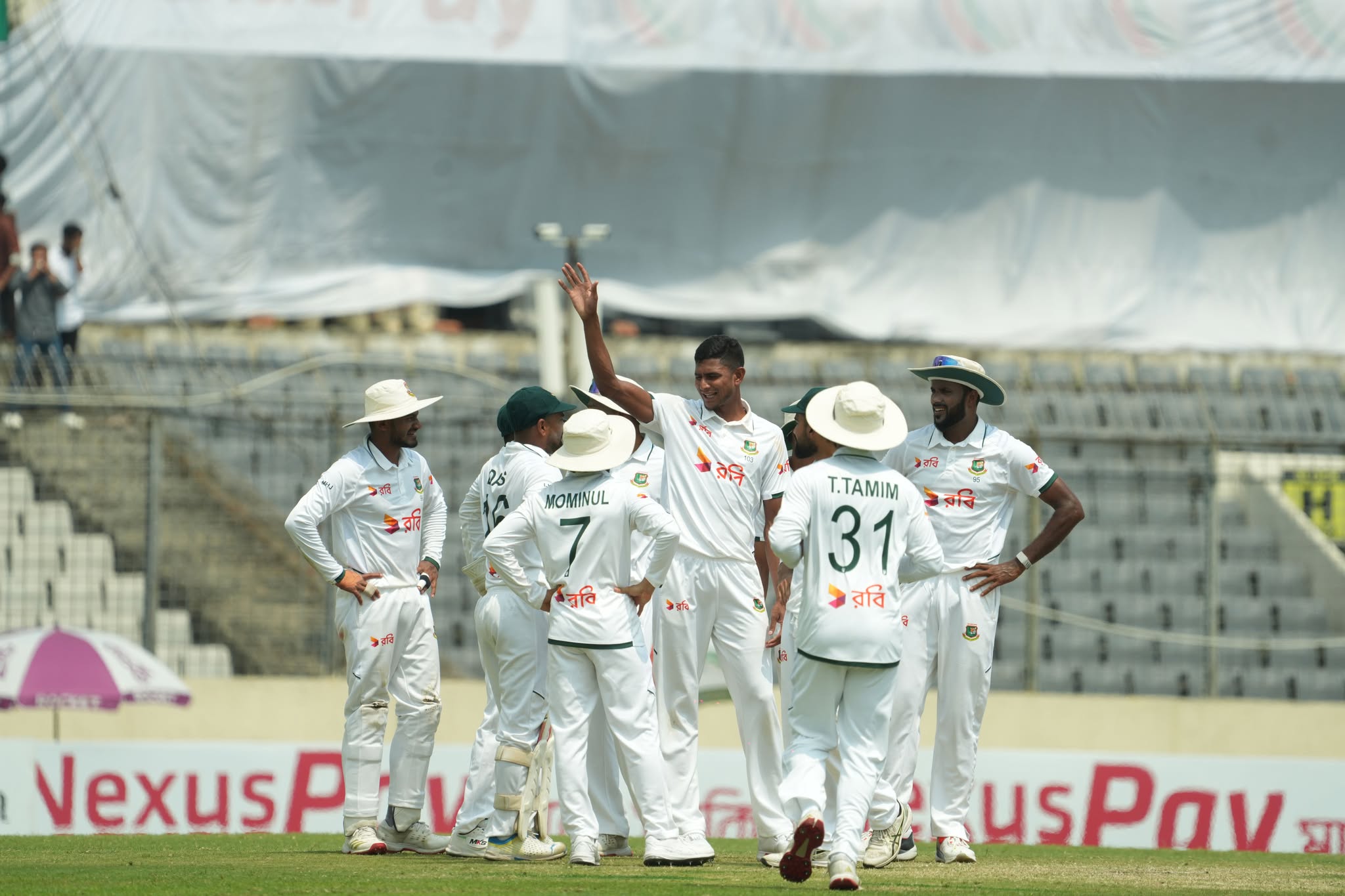 দুর্বার সাহসে বাংলাদেশের অবিশ্বাস্য জয়