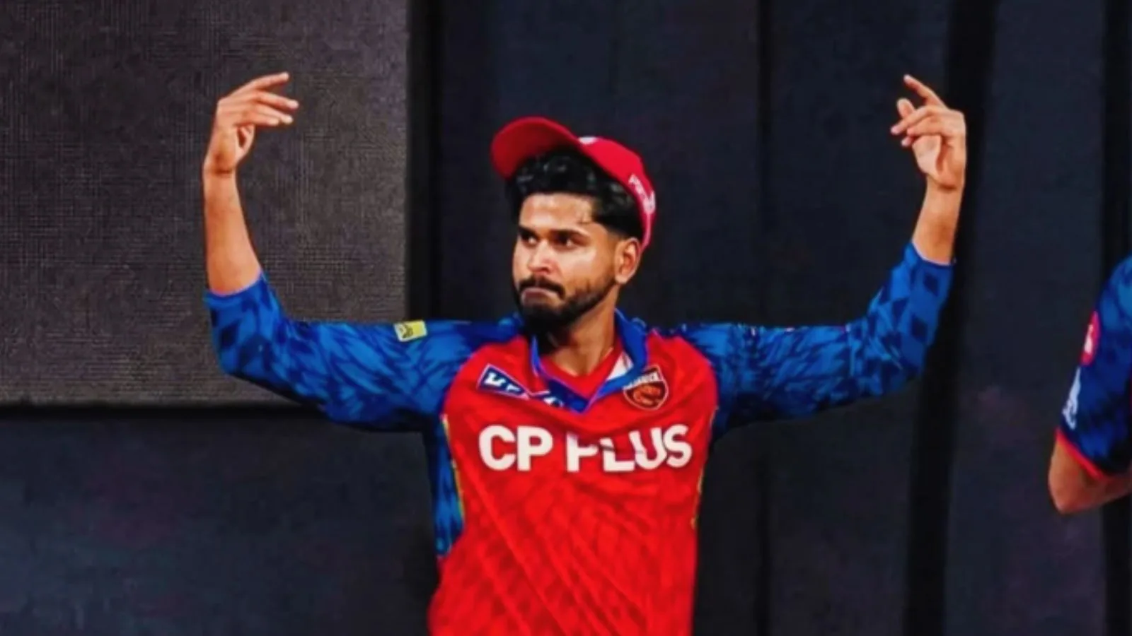 অধিনায়ক আইয়ারকে দেখে আজহারউদ্দিনের কথা মনে পড়ে রায়নার