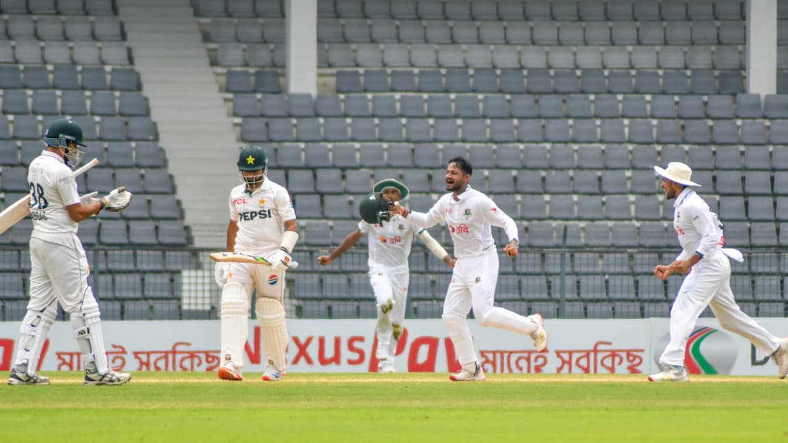 ‘বাংলাদেশ যখন আমাদের টেস্ট ক্রিকেট শেখায়, তখন অ্যালার্ম বেল বাজা উচিত’