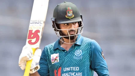 হৃদয়-মুশফিদের ফিফটির পর তাইজুলের পাঁচ উইকেটে বড় জয় মোহামেডানের