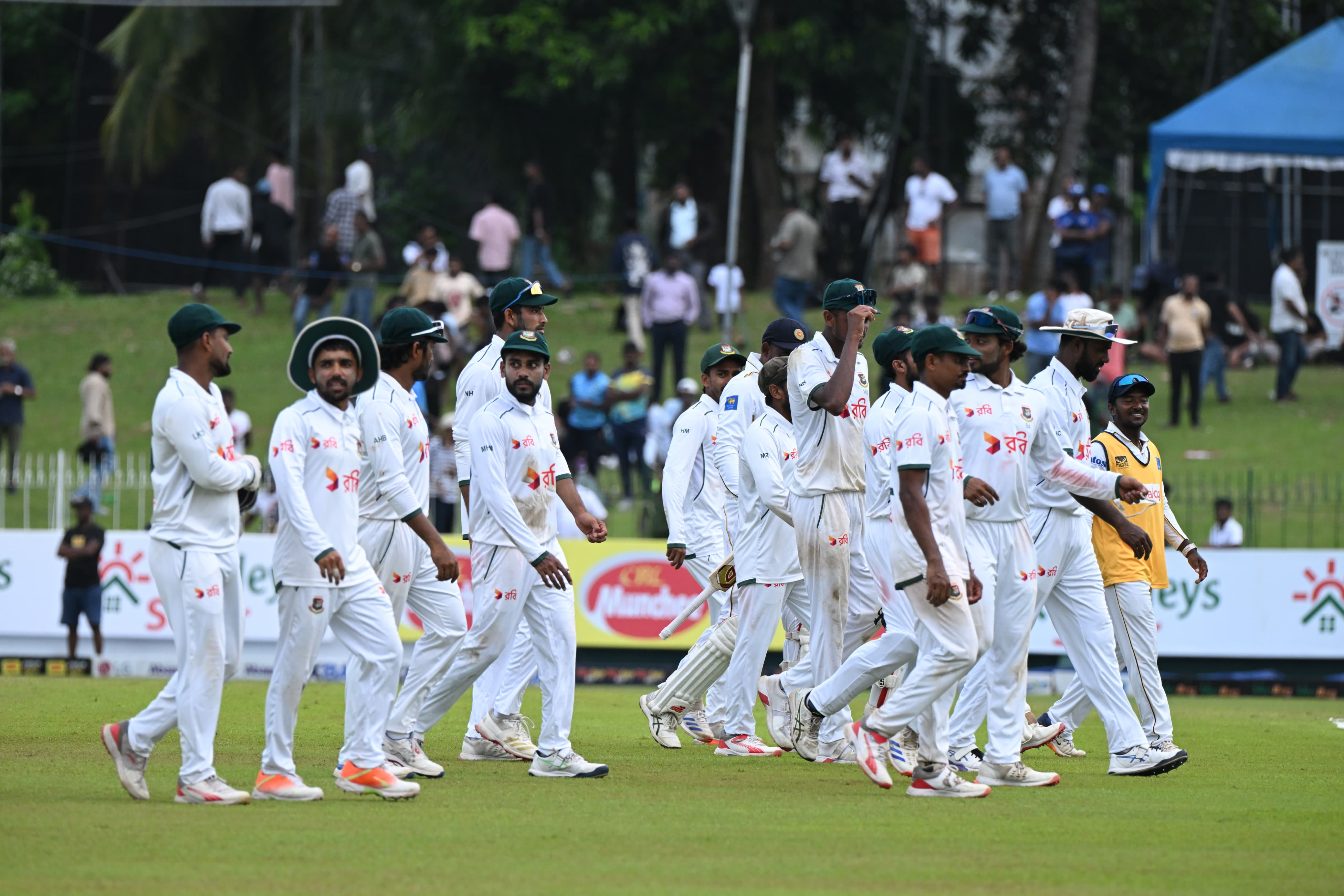 Bangladesh team after day 2 stumps, Cricfrenzy