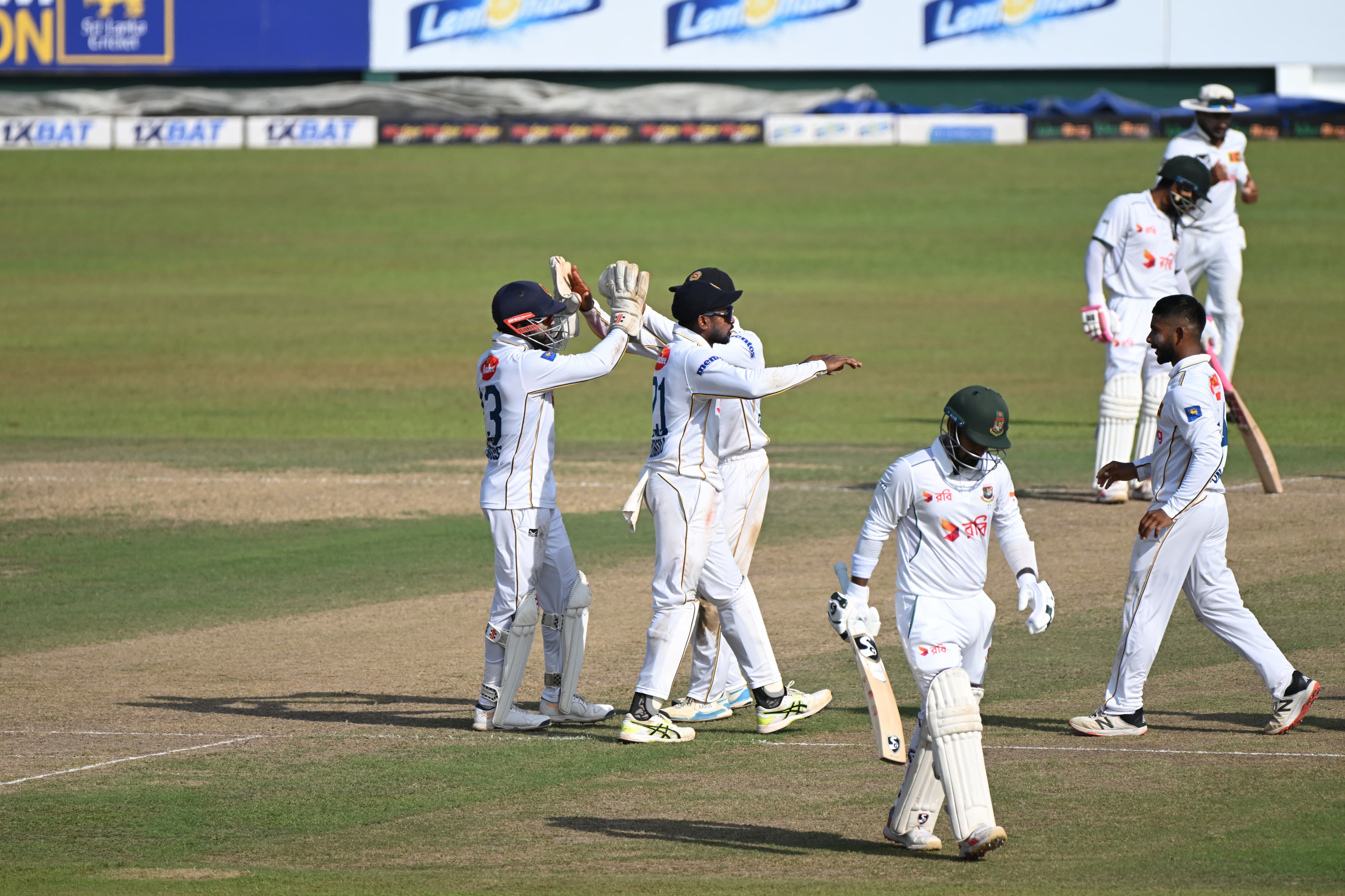 Sri Lankans celebrate Litton Das's wicket, Cricfrenzy