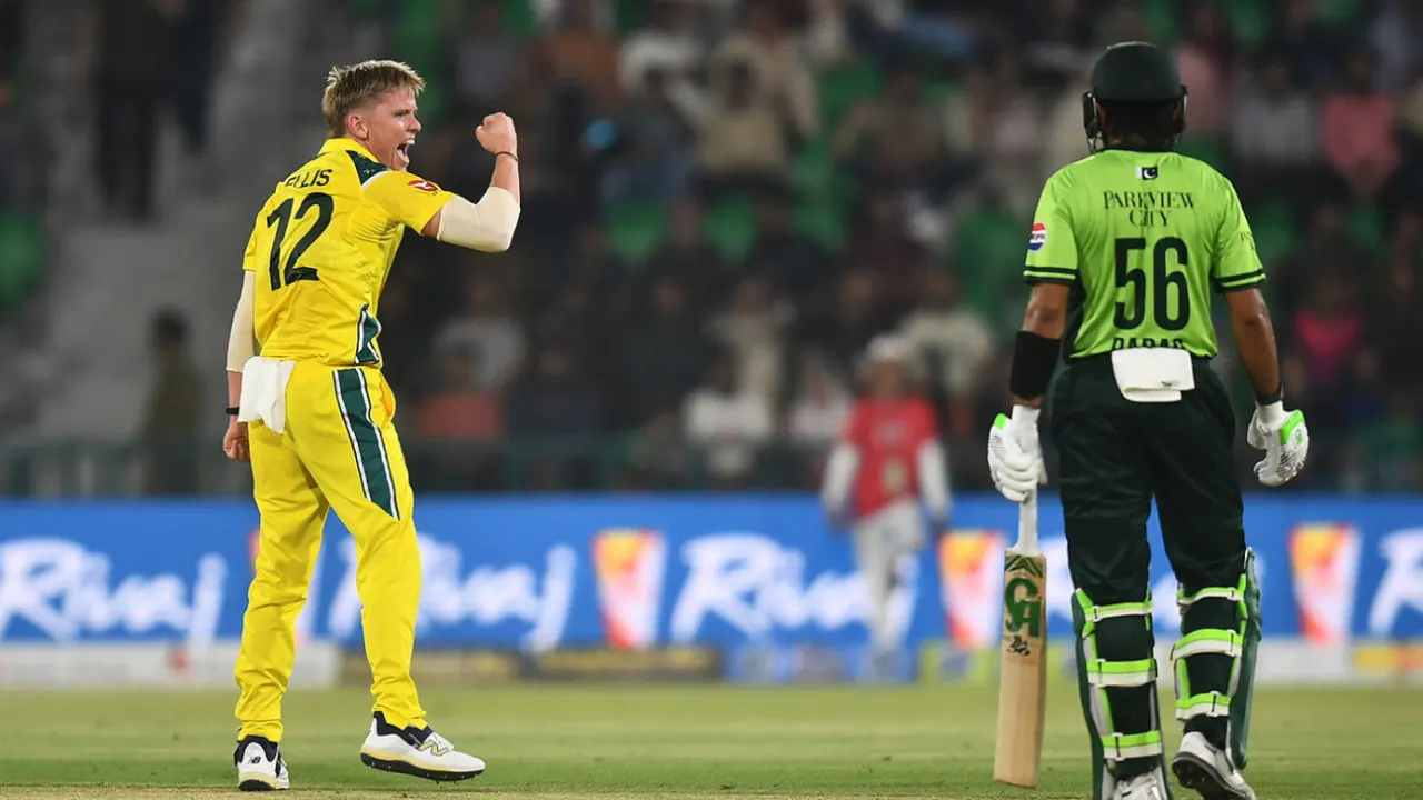Ellis stars as Australia beat Pakistan to level ODI series