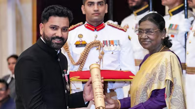 পদ্মশ্রী সম্মাননায় ভূষিত রোহিত
