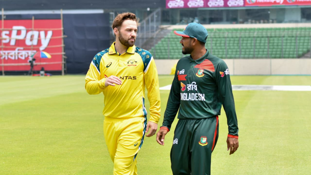 India's Manav Suthar (R) celebrates with Yashasvi Jaiswal