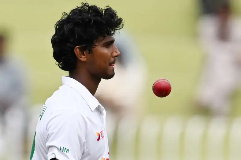 কাউন্টি অভিষেকেই পাঁচ উইকেট নিতে চান হাসান